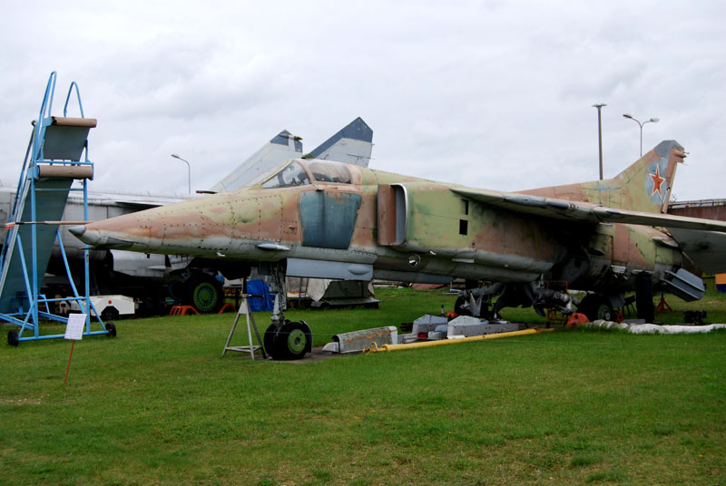 60 Mikoyan Gurevich Mig-27K