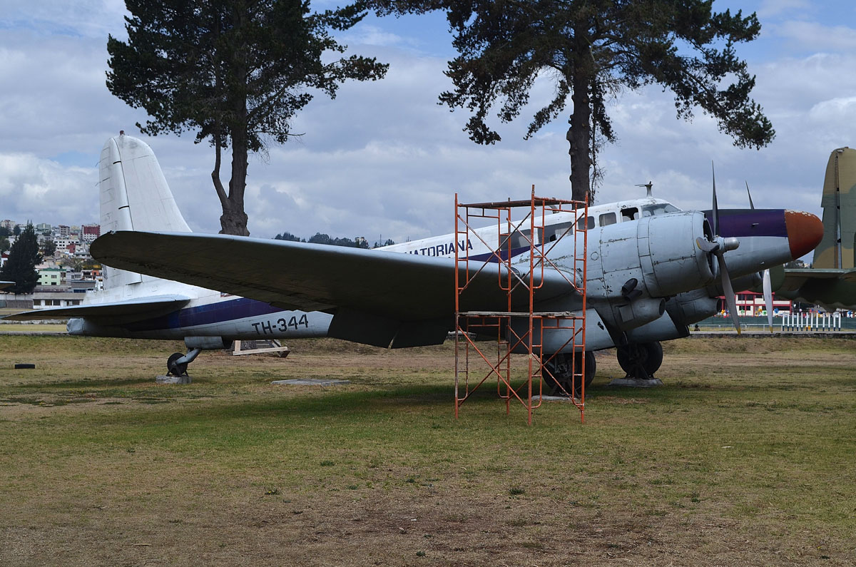 HC-APV/TH-344 Douglas B-23 Dragon