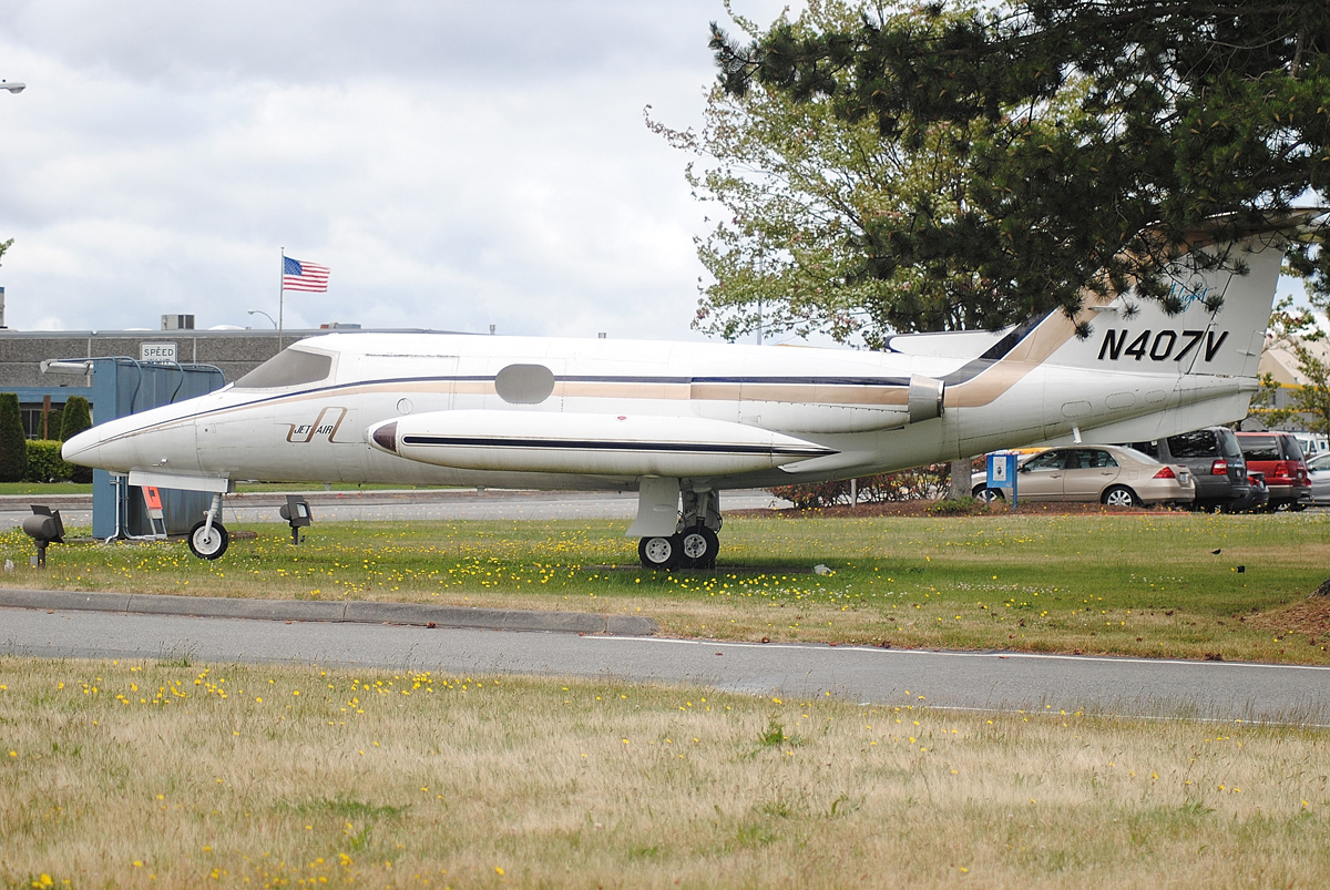 Learjet 23 N407V Jet Air